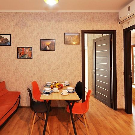 Apartment Art Django Old Avlabari Tiflis Dış mekan fotoğraf