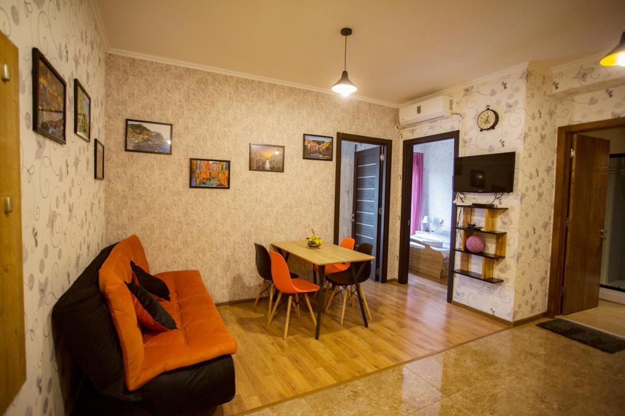 Apartment Art Django Old Avlabari Tiflis Dış mekan fotoğraf