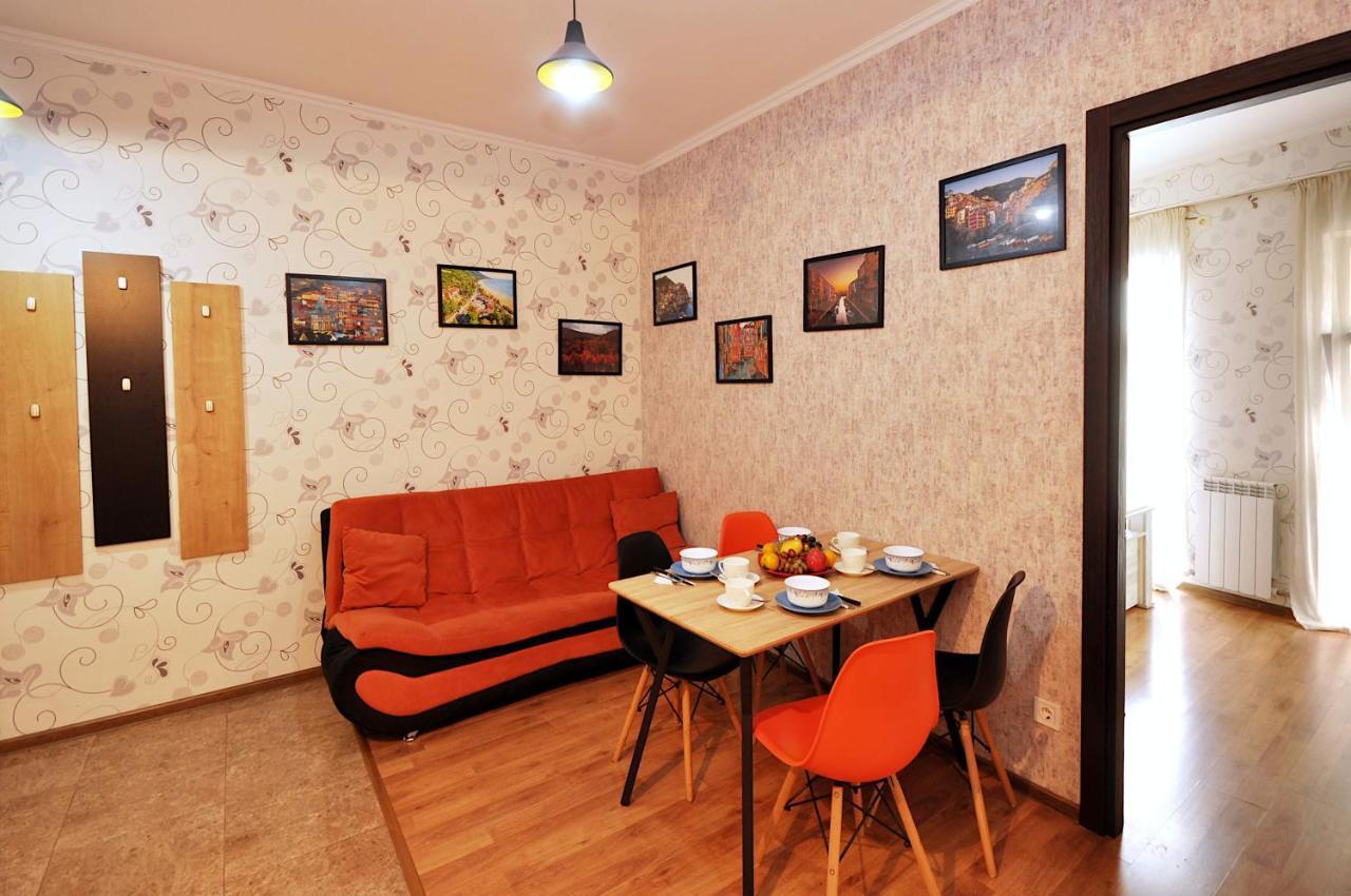 Apartment Art Django Old Avlabari Tiflis Dış mekan fotoğraf