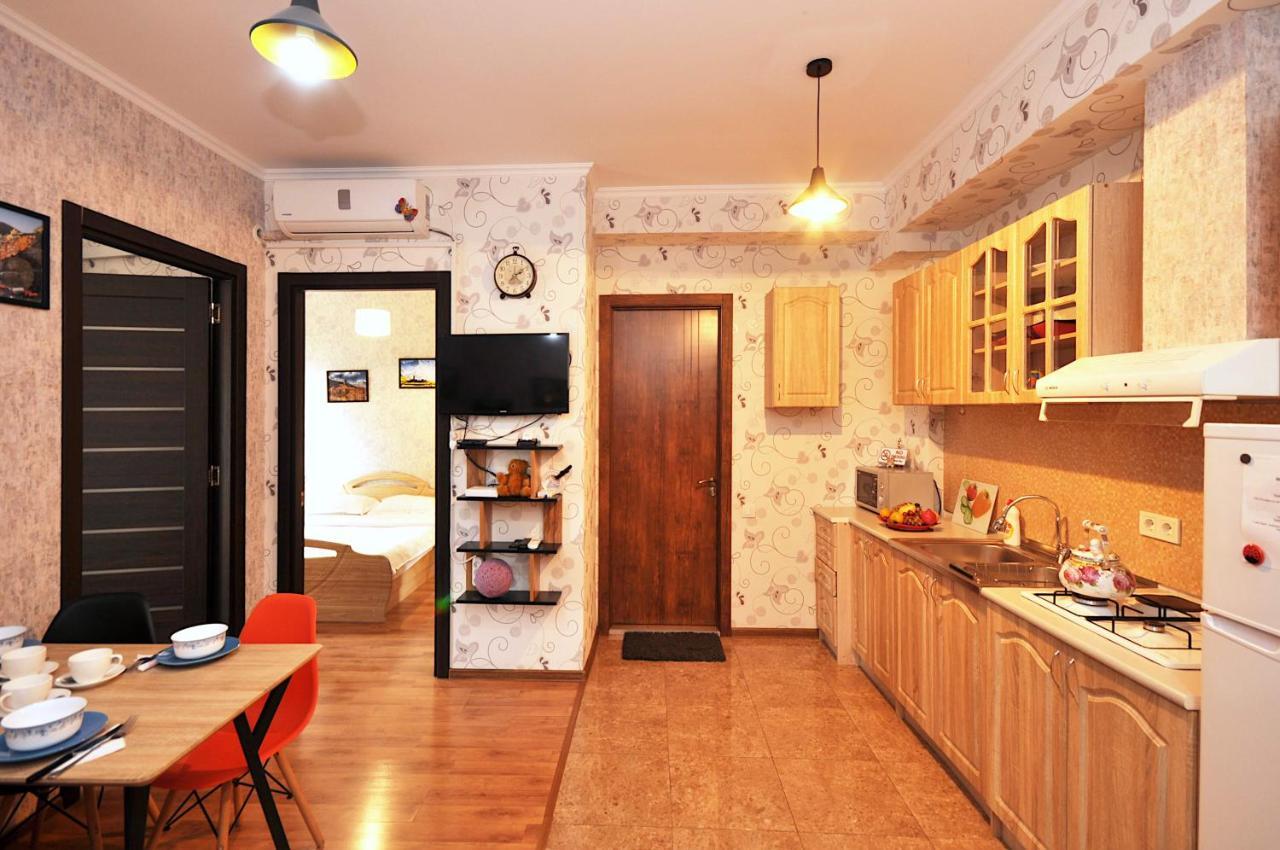 Apartment Art Django Old Avlabari Tiflis Dış mekan fotoğraf