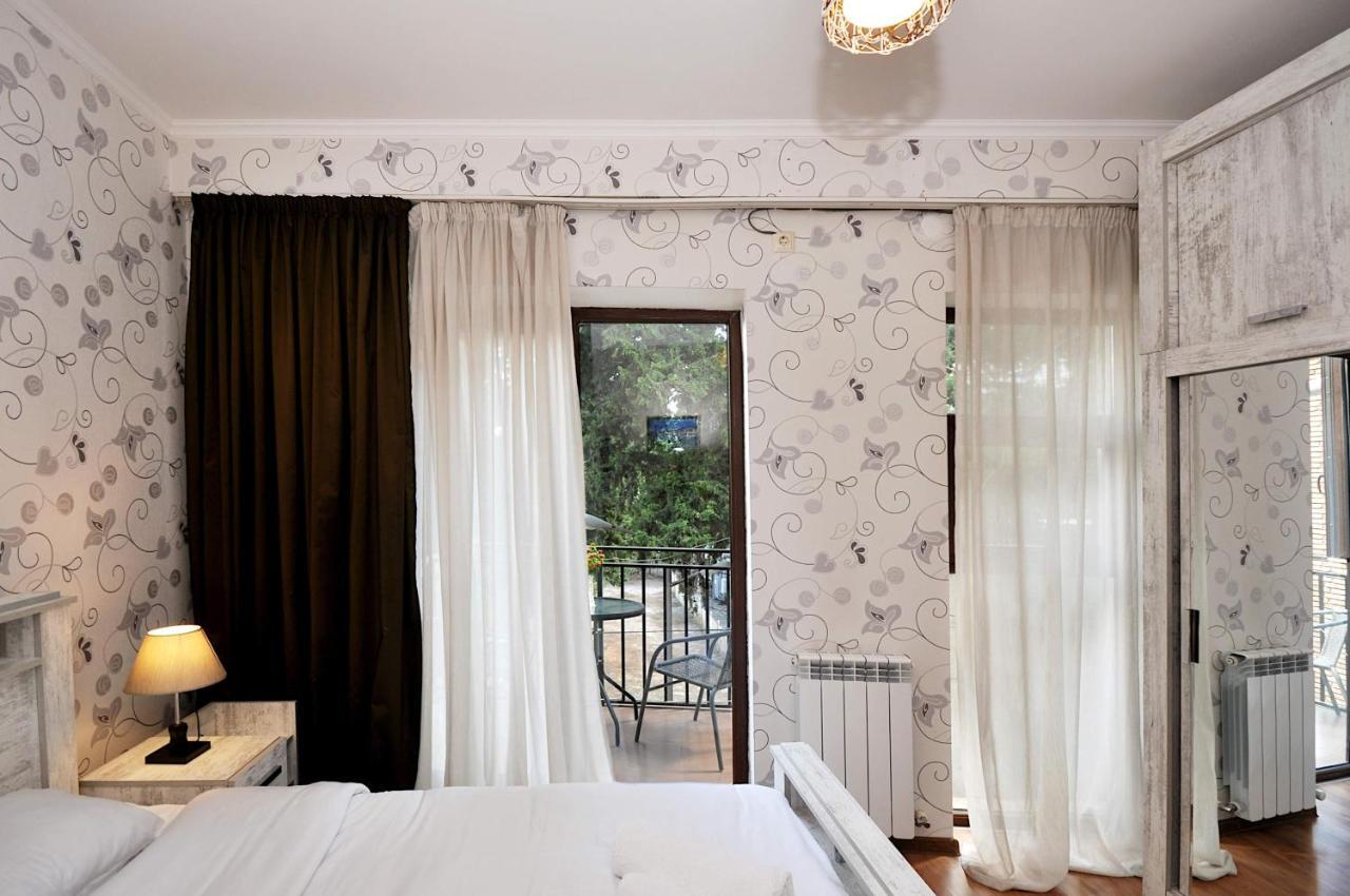 Apartment Art Django Old Avlabari Tiflis Dış mekan fotoğraf